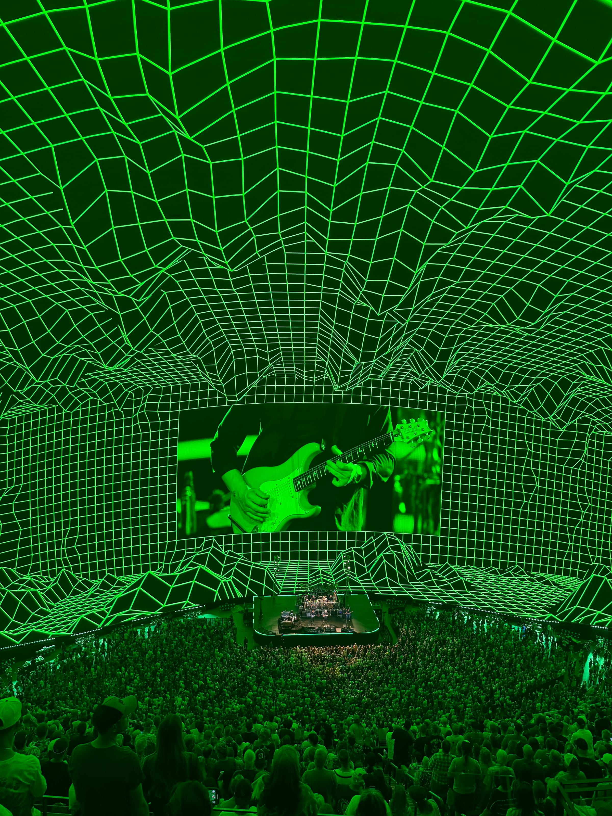 Immersive concert venue · wireframe study · 2025